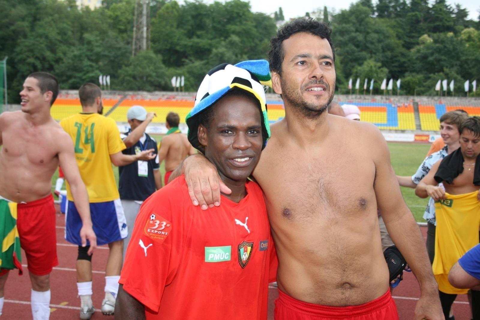 Seleção brasileira com famosos vence equipe de Camarões na Copa de artistas na Rússia em 2007 - Cleomir Tavares/Divulgação