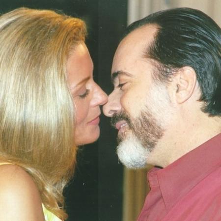 Vera Fischer e Tony Ramos formaram o par romântico Helena e Miguel em "Laços de Família" Vera Fischer e Tony Ramos formaram o par romântico Helena e Miguel em "Laços de Família"