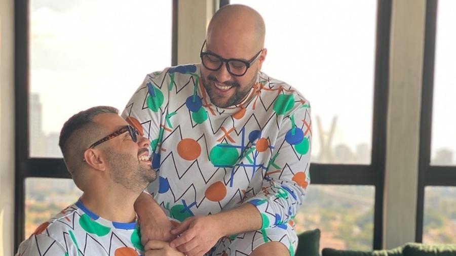 Tiago Abravanel e Fernando Poli estão juntos há sete anos - Reprodução/Instagram @tjamaoficial