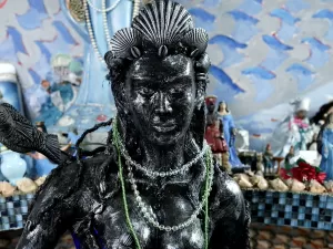 NósNegros: Iemanjá negra é símbolo de resgate da cultura de matriz africana