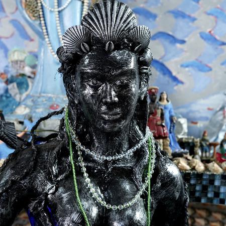 Comunidade que iniciou Festa de Iemanjá 100 anos atrás ganha 1º imagem negra do orixá