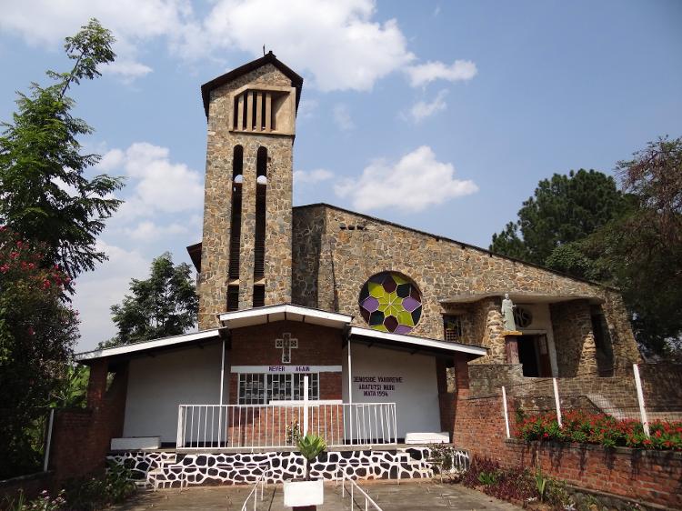 Igreja Memorial do Genocídio com "Nunca mais" Igreja Memorial do Genocídio com "Nunca mais"