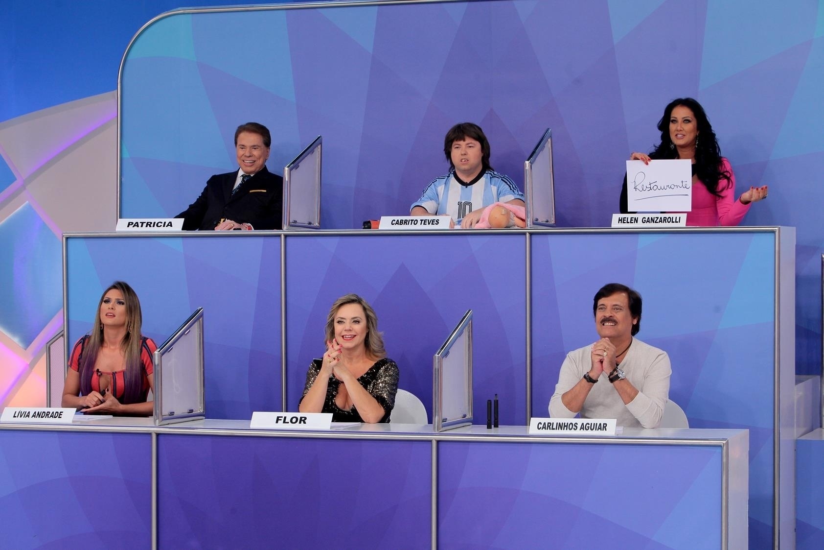 Silvio Santos troca de lugar com a filha Patricia no "Jogo dos Pontinhos", quadro de seu programa que vai ao ar neste domingo (15), no SBT - Lourival Ribeiro/SBT