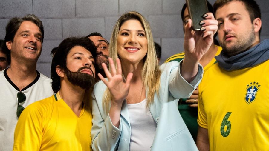 Dani Calabresa interpreta no "Zorra" russa assediada por brasileiros durante a Copa do Mundo - Reprodução/Instagram/calabresadani
