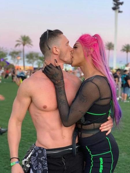 Pabllo Vittar beija saradão em festival nos EUA - Reprodução/Instagram