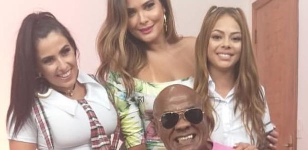 Kid bengala na casa das brasileirinhas