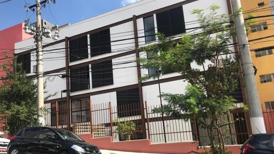 Fachada do prédio na rua Bacelar, Vila Clementino, na zona sul de São Paulo: Casa da Passagem não abriga vítimas de violência - UOL