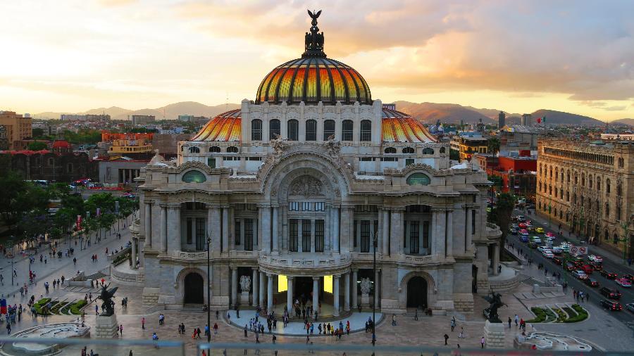 Palácio Bellas Artes, na Cidade do México: País está em alta para o turismo em 2022 - David Carballar/Unsplash