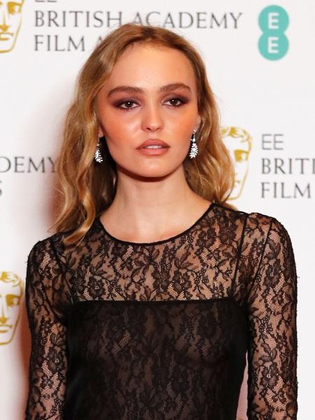 Lily-Rose Depp, filha de Johnny Depp, no BAFTA 2020 - Adrian DENNIS / AFP