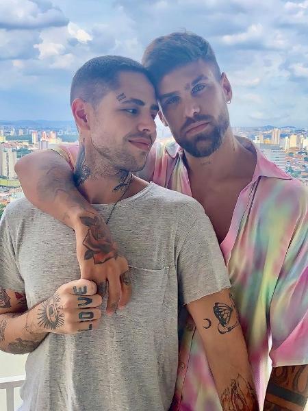 Leandro Buenno e seu noivo Rodrigo Malafaia - Reprodução/Instagram @lbuenno