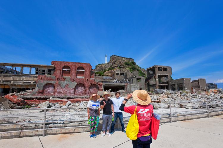 Turistas na Ilha de Hashima - Getty Images - Getty Images