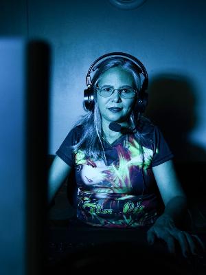 Gamers aos 50 anos: mulheres que começaram a jogar online mais velhas
