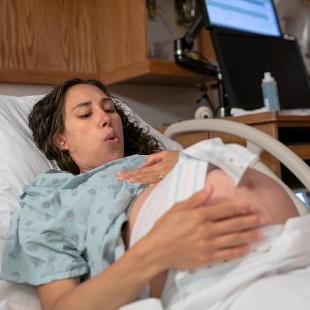Gravidez logo após aborto espontâneo não aumenta riscos - iStock