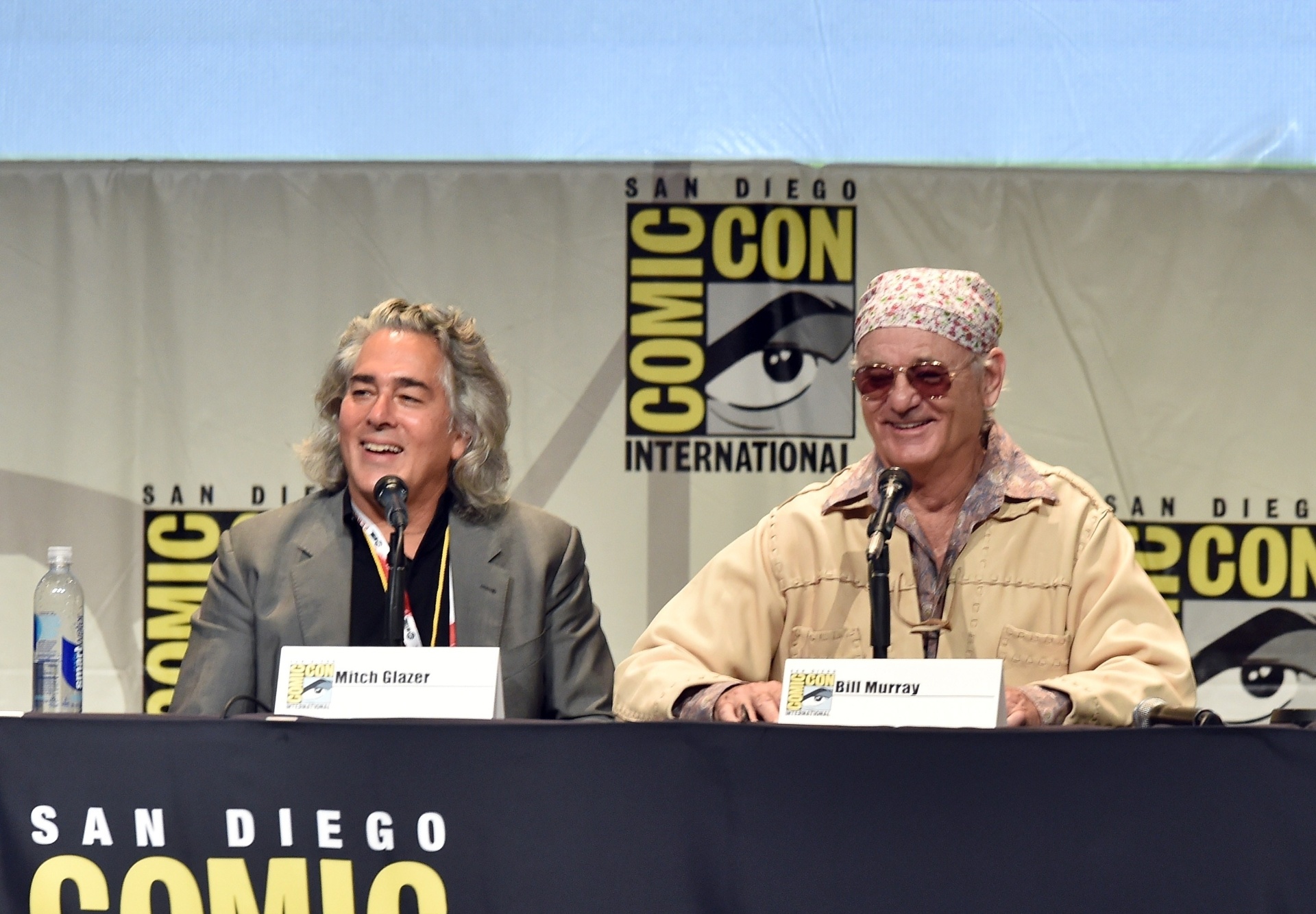 9.jul.2105 - Com um figurino de rock star, o ator Bill Murray participa pela primeira vez da San Diego Comic-Con para promover a comédia "Rock the Kasbah" - Kevin Winter/Getty Images/AFP