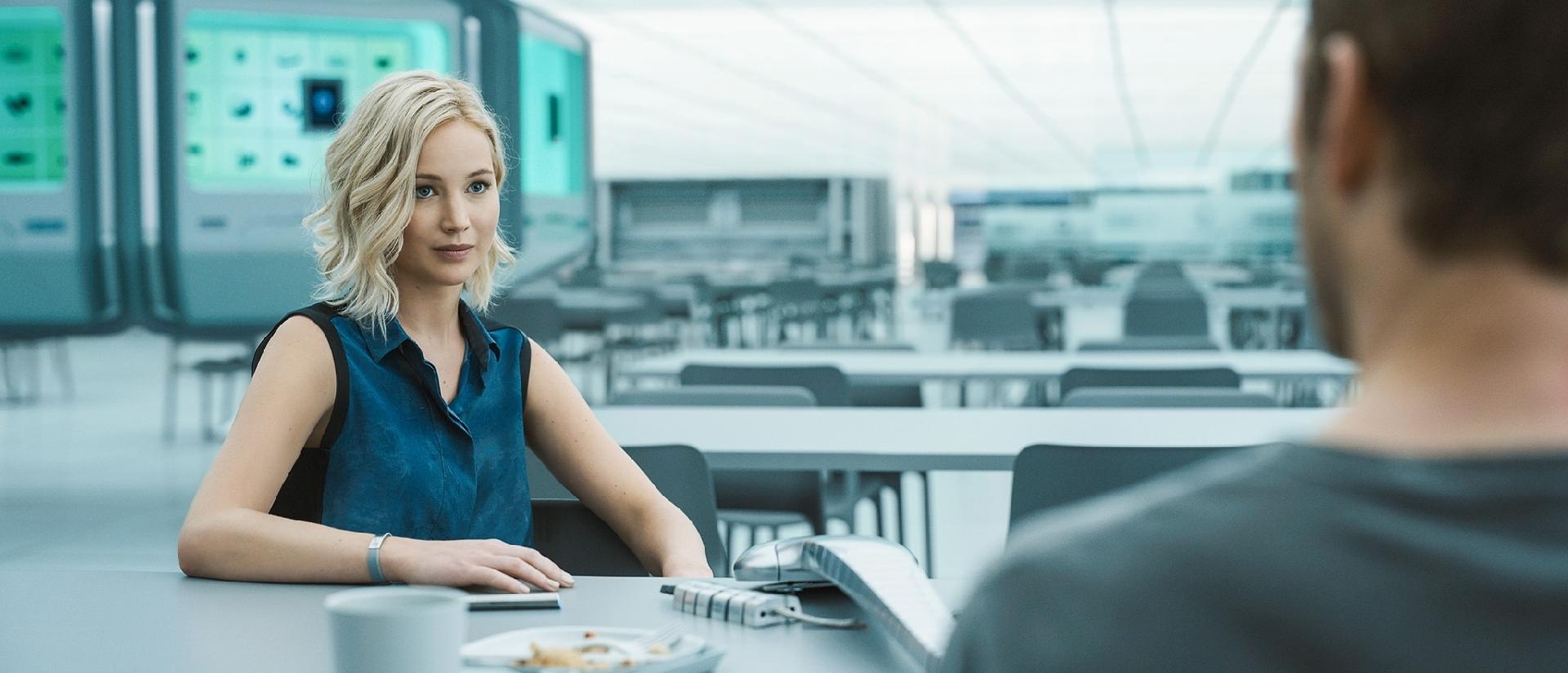 Jennifer Lawrence e Chris Pratt em cena do filme "Passageiros", de Morten Tyldum - Divulgação