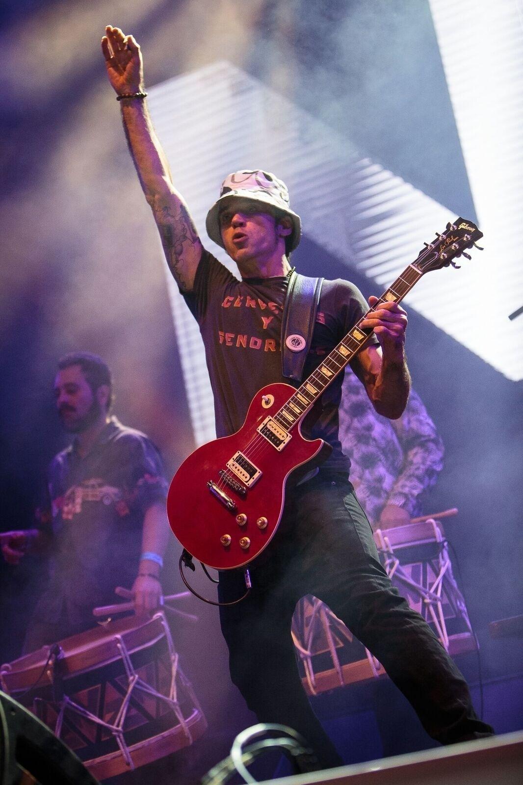 Integrantes da Nação Zumbi embalam o público do Mimo Festival Amarante, em Portugal - Divulgação/Mimo Festival