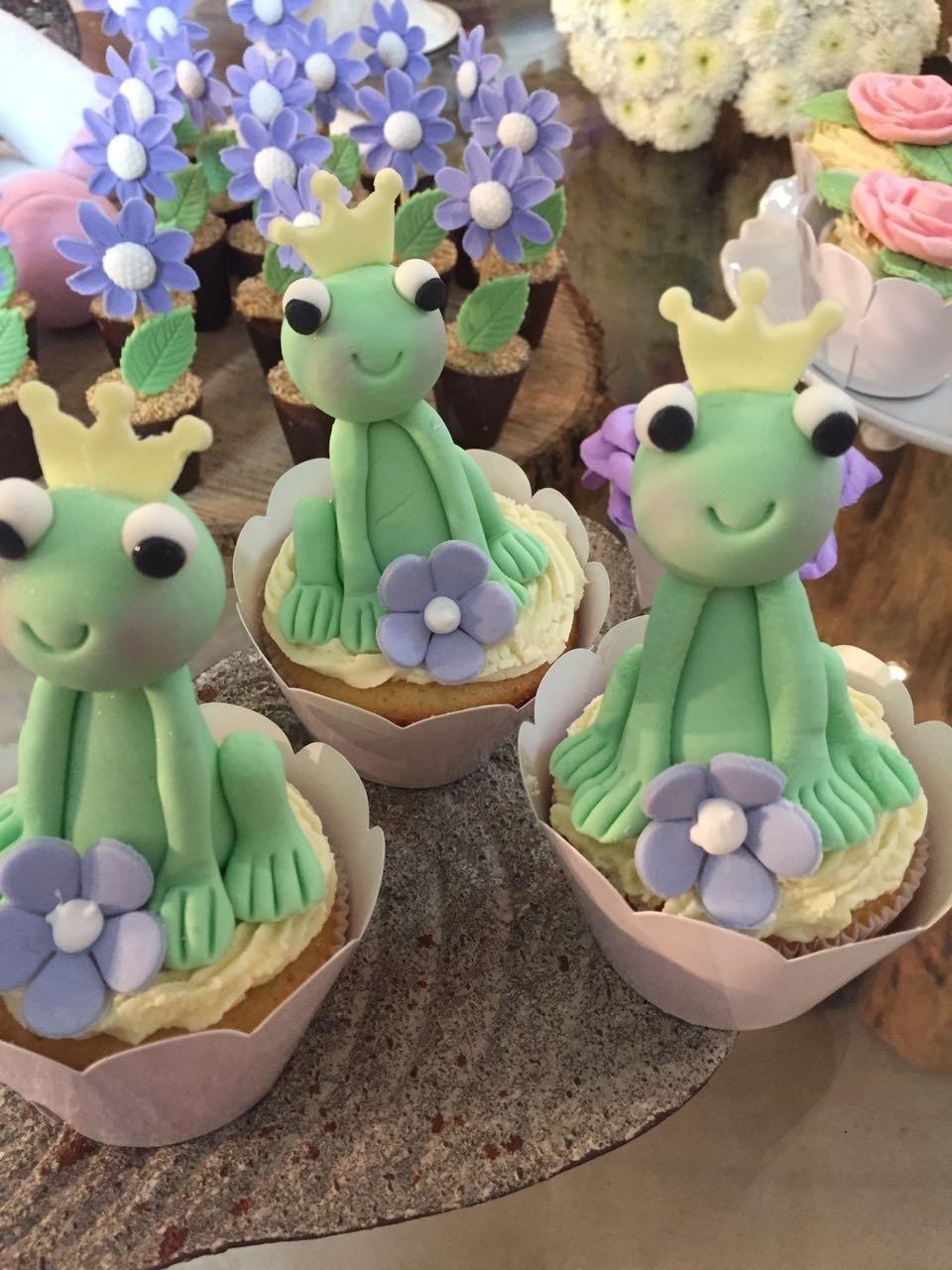 cupcakes de sapinhos - Thalita Castanha