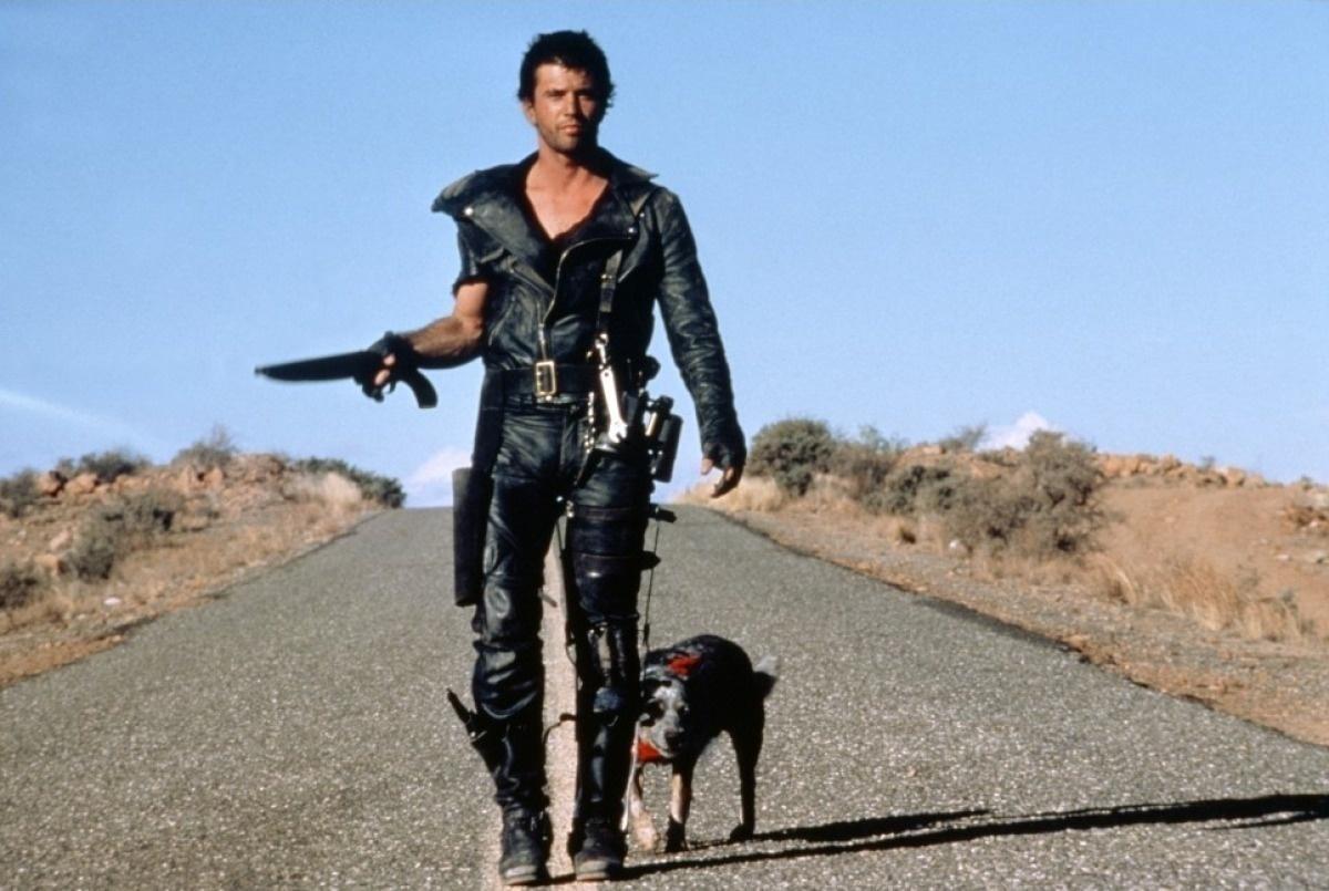 Mel Gibson em cena de "Mad Max 2 - A Caçada Continua" (1981) - Divulgação