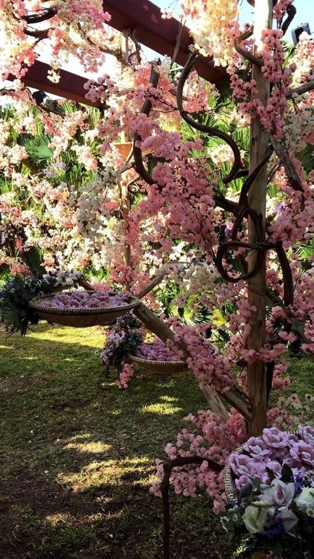 Detalhe da decoração do casamento de Klebber Toledo e Camila Queiroz em Jericoacoara, no Ceará - Reprodução/Instagram