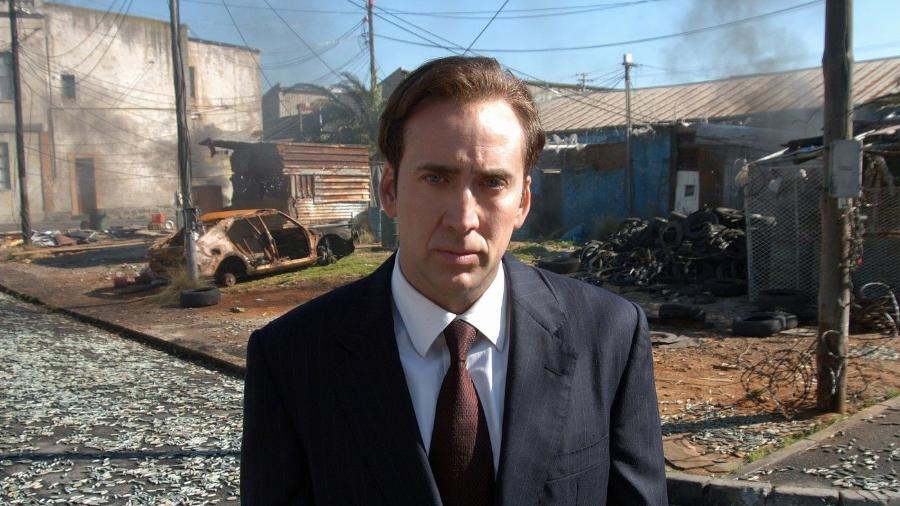 Nicolas Cage interpreta Yuri Orlov no drama "O Senhor das Armas" - Divulgação