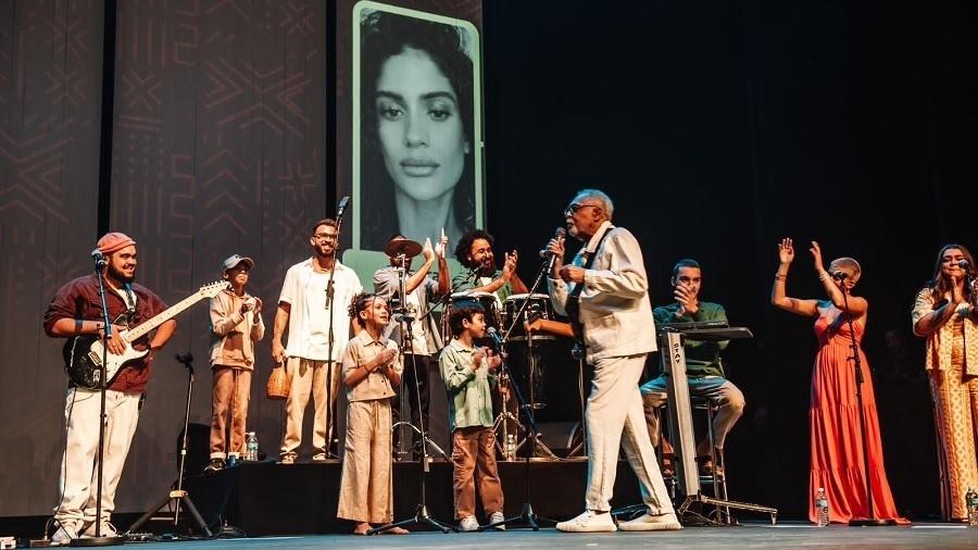 Gilberto Gil estreou turnê com filhos, netos e bisnetos no Rio de Janeiro - Alessandra Lima/Natura