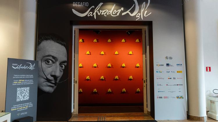 Entrada da exposição 'Desafio Salvador Dalí', na FAAP