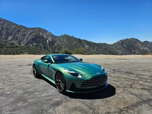 Linhas de Apolo e alma caótica de Dionísio: como anda o Aston Martin DB12