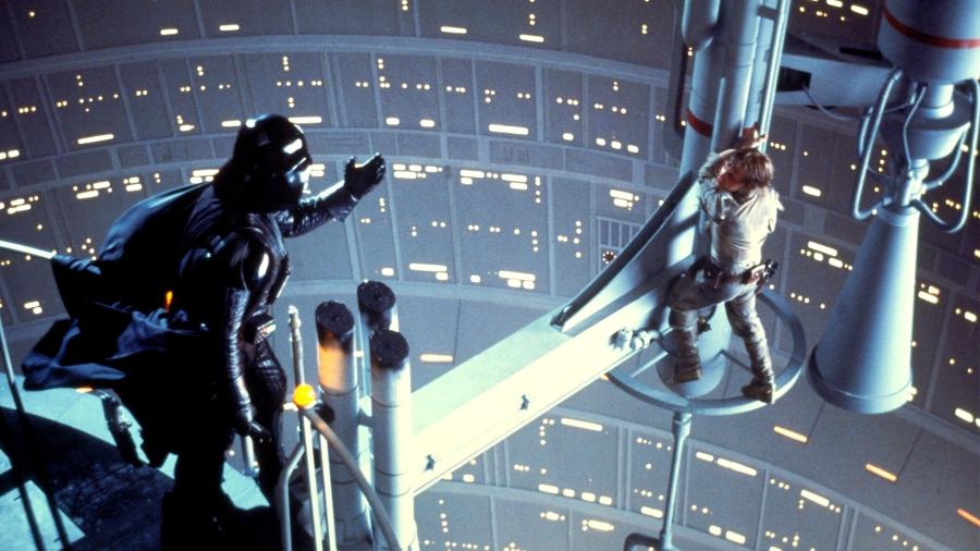 Darth Vader revela que é pai de Luke em cena de "Star Wars" - Divulgação