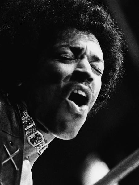 O guitarrista Jimi Hendrix - Reprodução - Reprodução