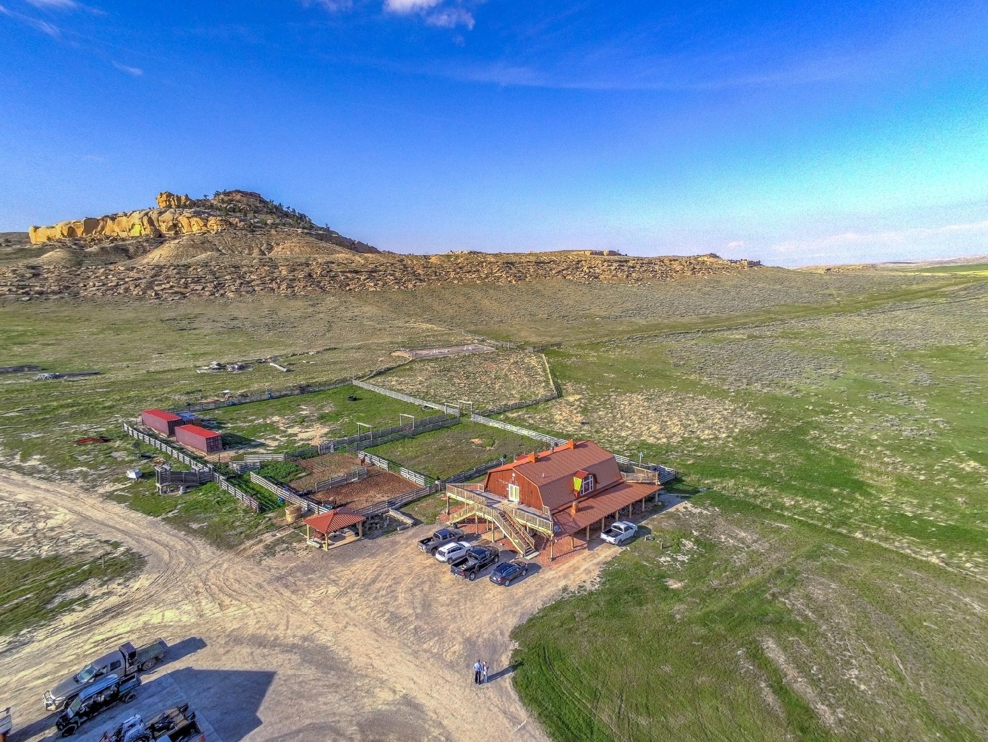 Kanye West compra rancho em visual paradisíaco por R$ 59 milhões; faça tour - Reprodução/J. P. King