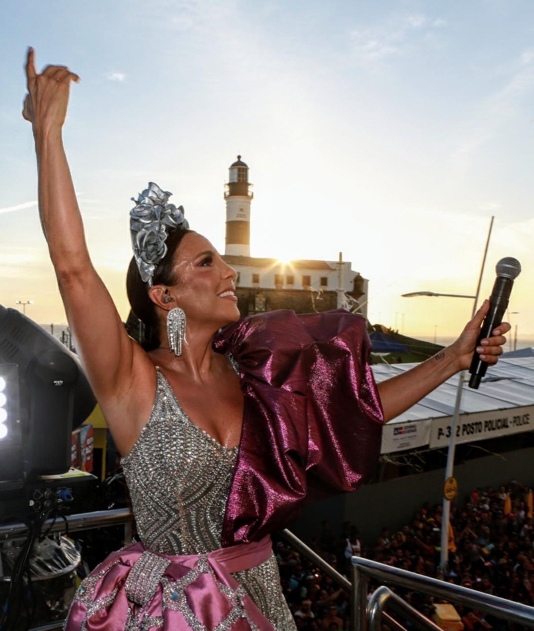 Ivete Sangalo levanta público de Salvador em segundo dia de trio - Dilson Silva/AgNews