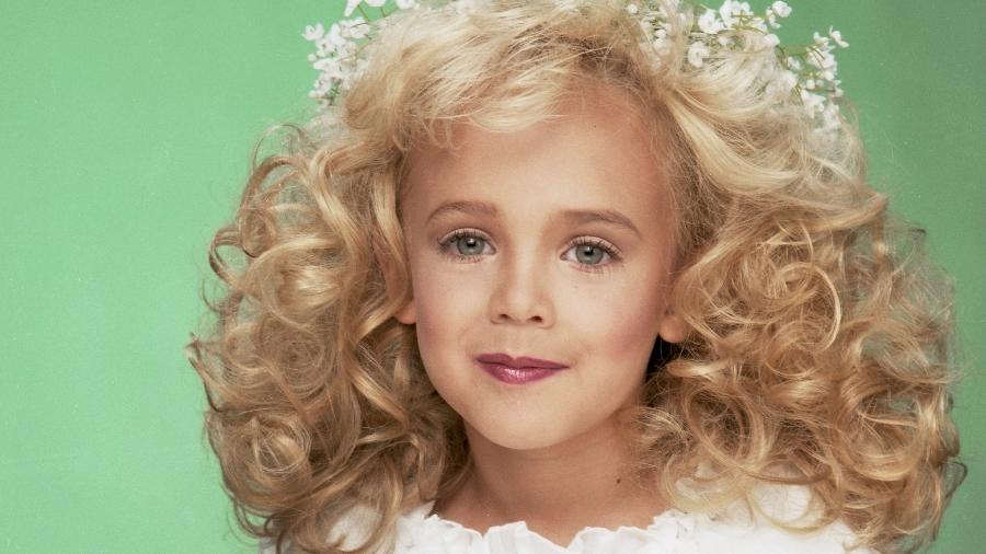 JonBenét Ramsay foi encontrada morta no porão da própria casa em 1996 - Divulgação