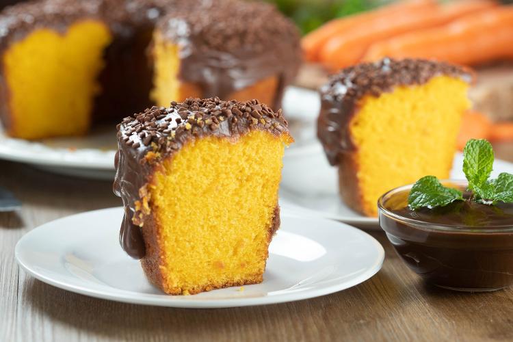 Ingredientes certos e na medida deixam o bolo de cenoura perfeito - Getty Images/iStockphoto - Getty Images/iStockphoto