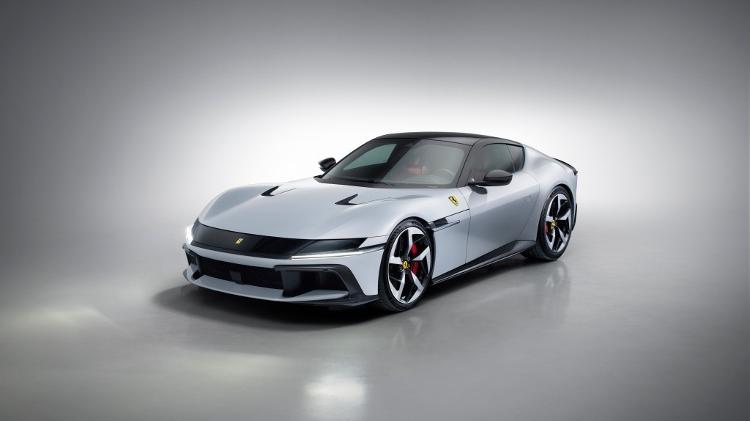 Ferrari 12Cilindri: novo supercarro tem motor V12 e chega a 340 km/h