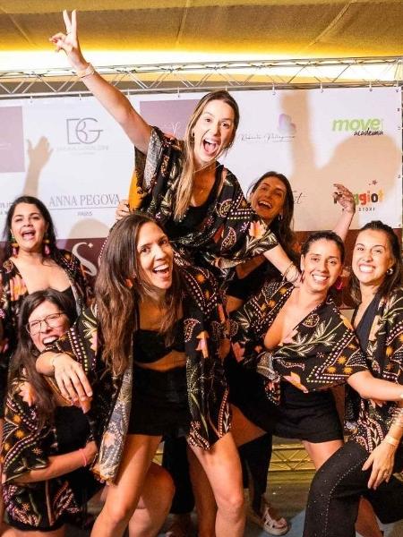 Mães em evento do grupo Solta o Coque Mães em evento do grupo Solta o Coque