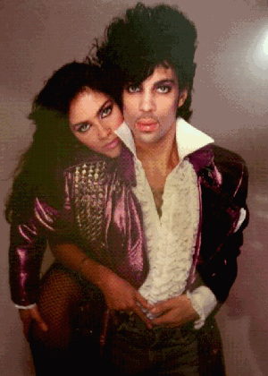 Vanity e Prince em foto tirada nos anos 80 - Reprodução