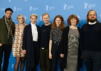 Elenco de "The Commune" divulga filme no Festival de Berlim - Tobias Schwarz /AFP