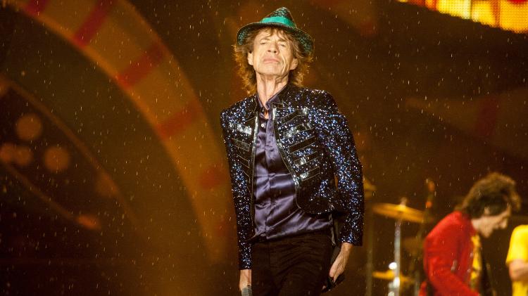 2.mar.2016 - Em Porto Alegre, Rolling Stones fazem 4º show e se despedem do Brasil. A banda abriu a apresentação com "Jumpin' Jack Flash" - Flávio Dutra/UOL - Flávio Dutra/UOL