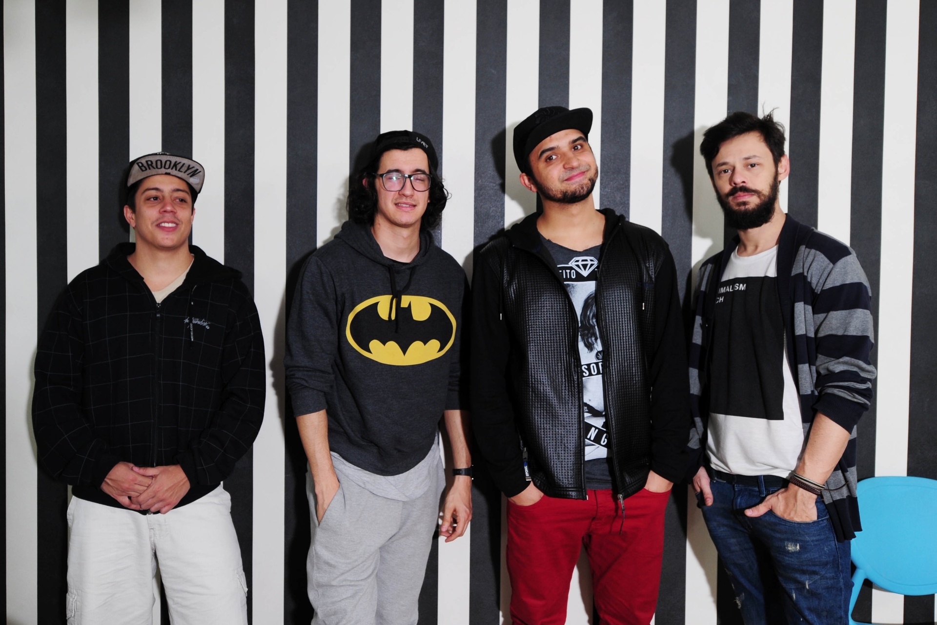 Da esquerda para a direita, os humoristas Renato Albani, Afonso Padilha, Thiago Ventura e Nando Viana - Junior Lago/UOL