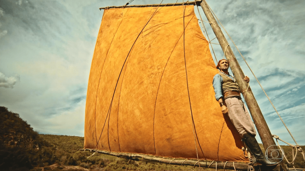 "Velho Chico" termina com imagens de Santo navegando pelo rio São Francisco, em uma homenagem a Domingos Montagner - Reprodução/TV Globo