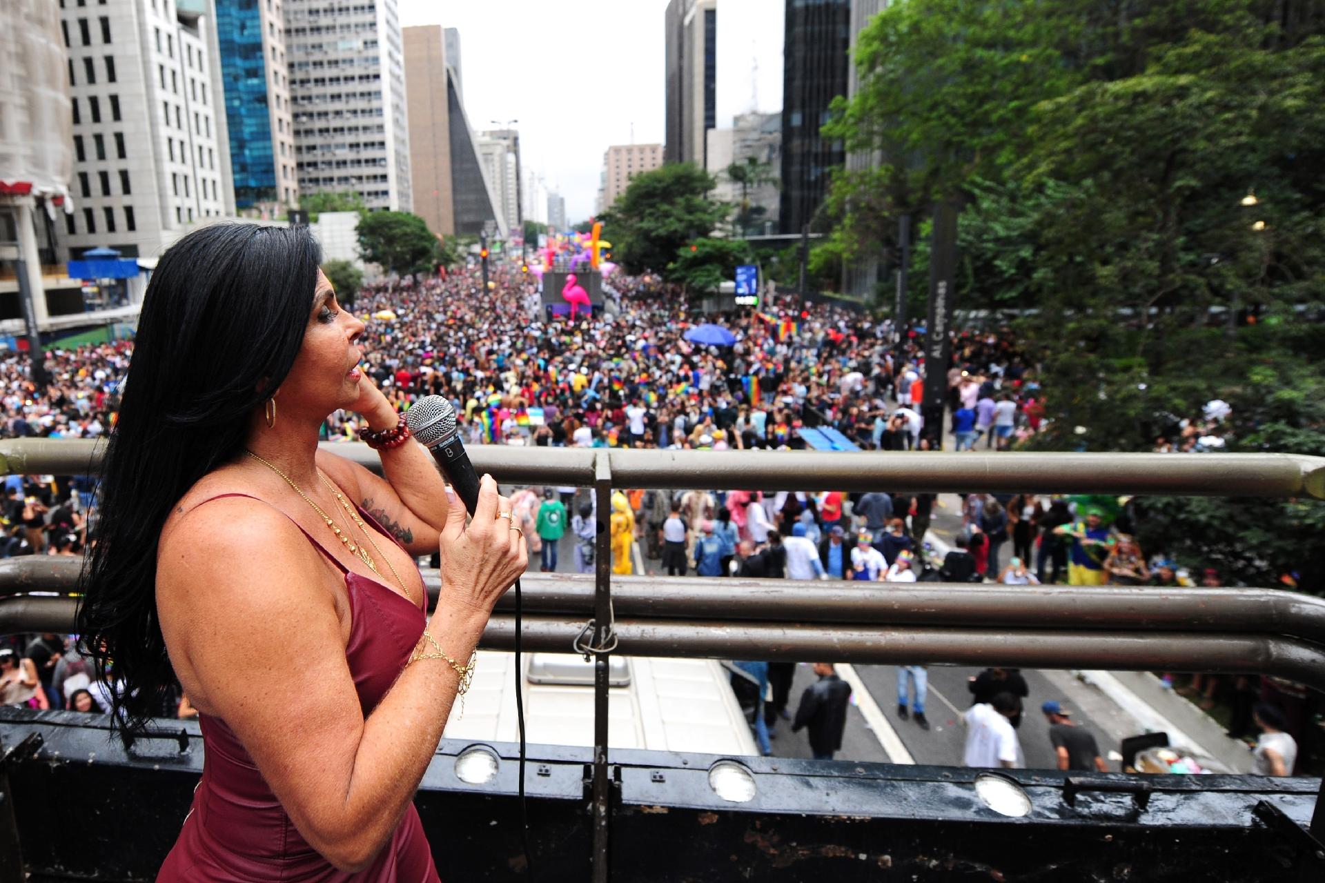 Gretchen dá show no último trio da 22ª Parada do Orgulho LGBTI+ de SP - Junior Lago/UOL
