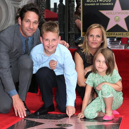 Paul Rudd com a mulher e os dois filhos - Frederick M. Brown/Getty Images - Frederick M. Brown/Getty Images