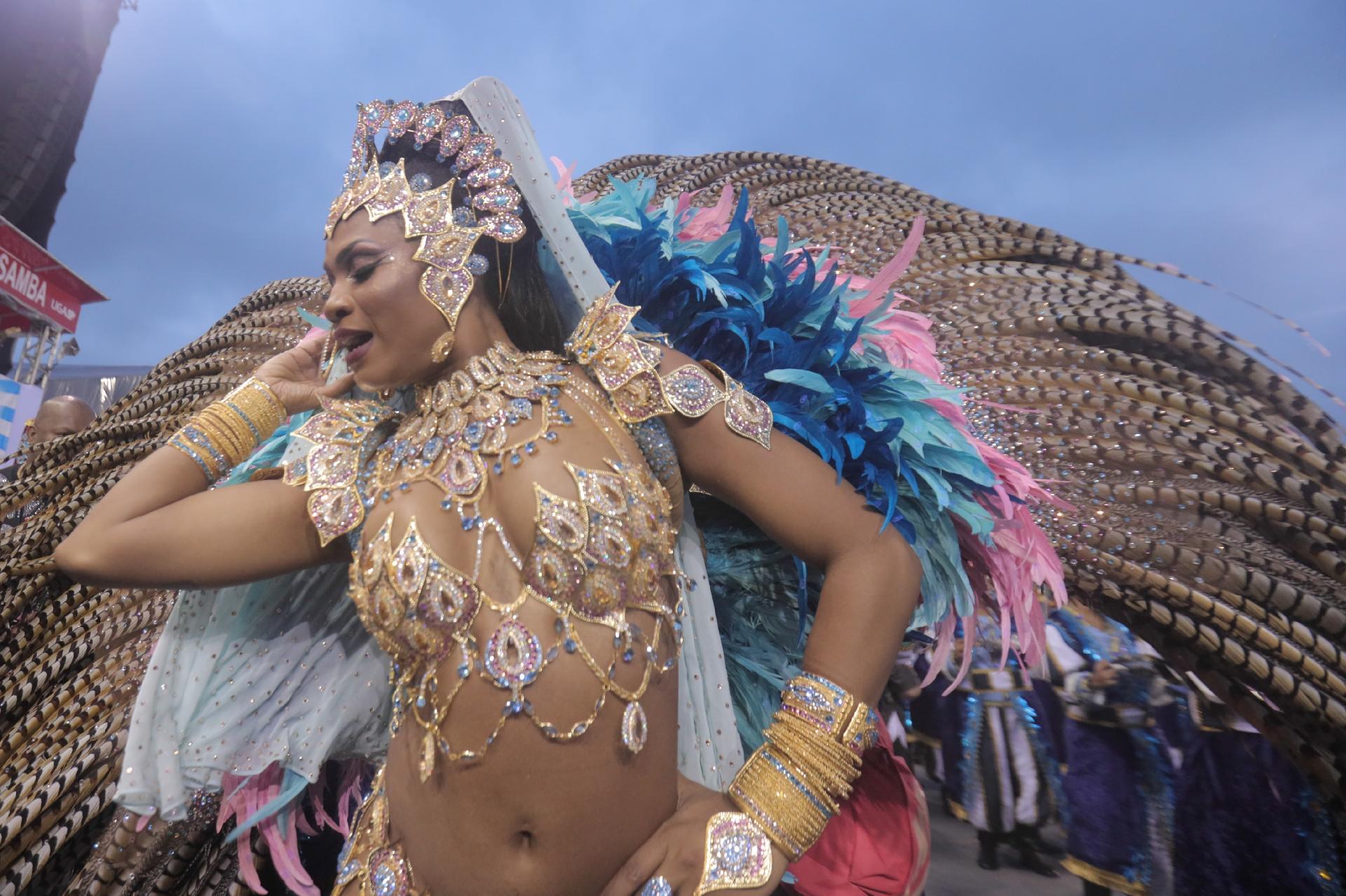 Império de Casa Verde desfila no Anhembi - Ricardo Matsukawa/UOL