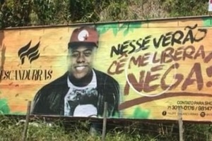 Apostando no hit, Filipe Escandurras aparece em outdoor em Salvador: "Nesse verão cê me libera nega?" - Reprodução/Bahia Notícias - Reprodução/Bahia Notícias