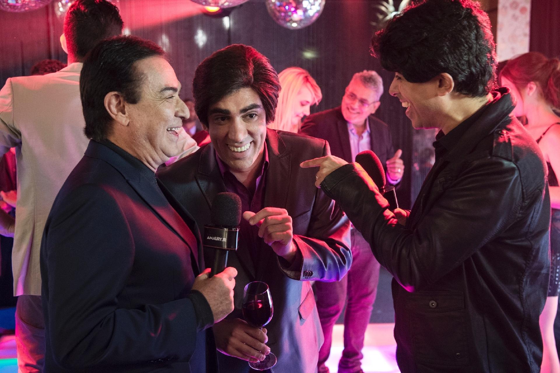 O apresentador Amaury Jr. gravou participação especial no humorístico "Tá no Ar" no quadro "Balada Vip", com Tony Karlakian (Marcelo Adnet) e Rick Matarazzo (Marcius Melhem) - Estevam Avellar/TV Globo