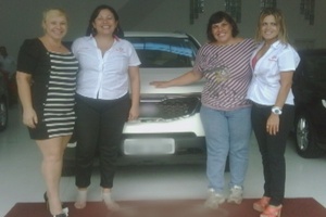 Flor, de vestido listrado, em 2012 quando usava manequim 48 - Arquivo Pessoal - Arquivo Pessoal