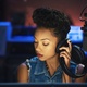A estudante universitária e ativista Sam White (Logan Browning) em cena de "Cara Gente Branca", da Netflix - Divulgação/Netflix