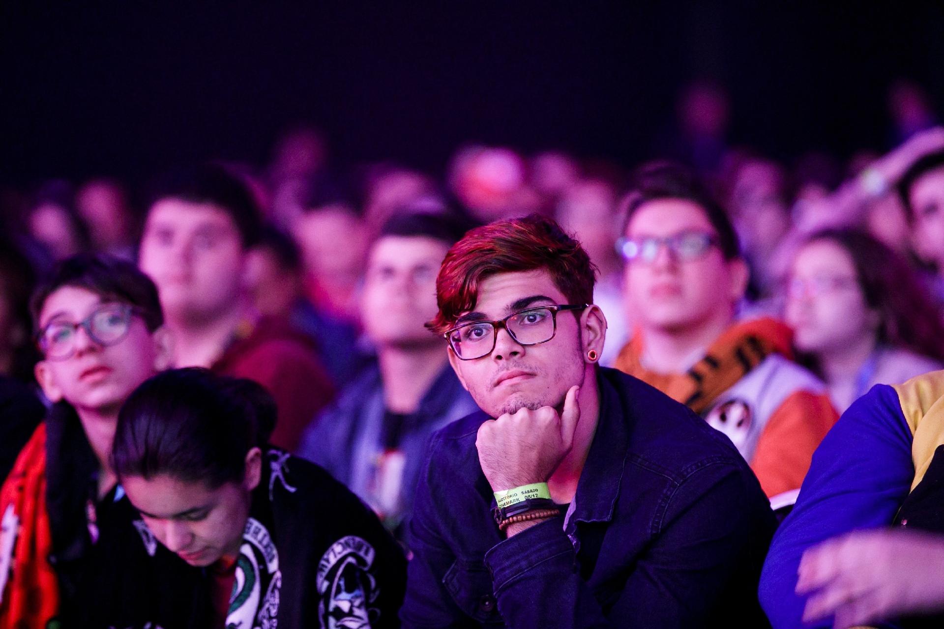 Público assiste a painel na CCXP 2018 - Mariana Pekin/UOL