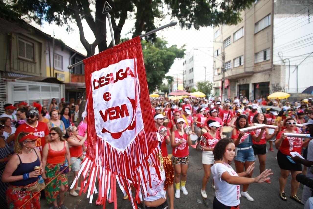 Bloco Desliga e Vem - Diego Padgurschi/UOL