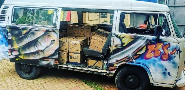 Projeto Kombozas | Artista personaliza Kombis e estimula entrega de doações de alimentos em SP